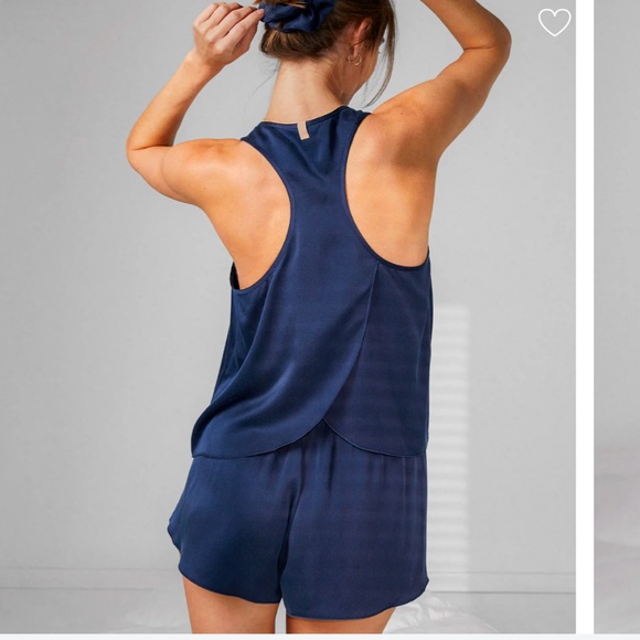 LUNYA BNWT Washable Silk Tulip Back Short Set in Deep Blue Size L - Picture 4 of 8
